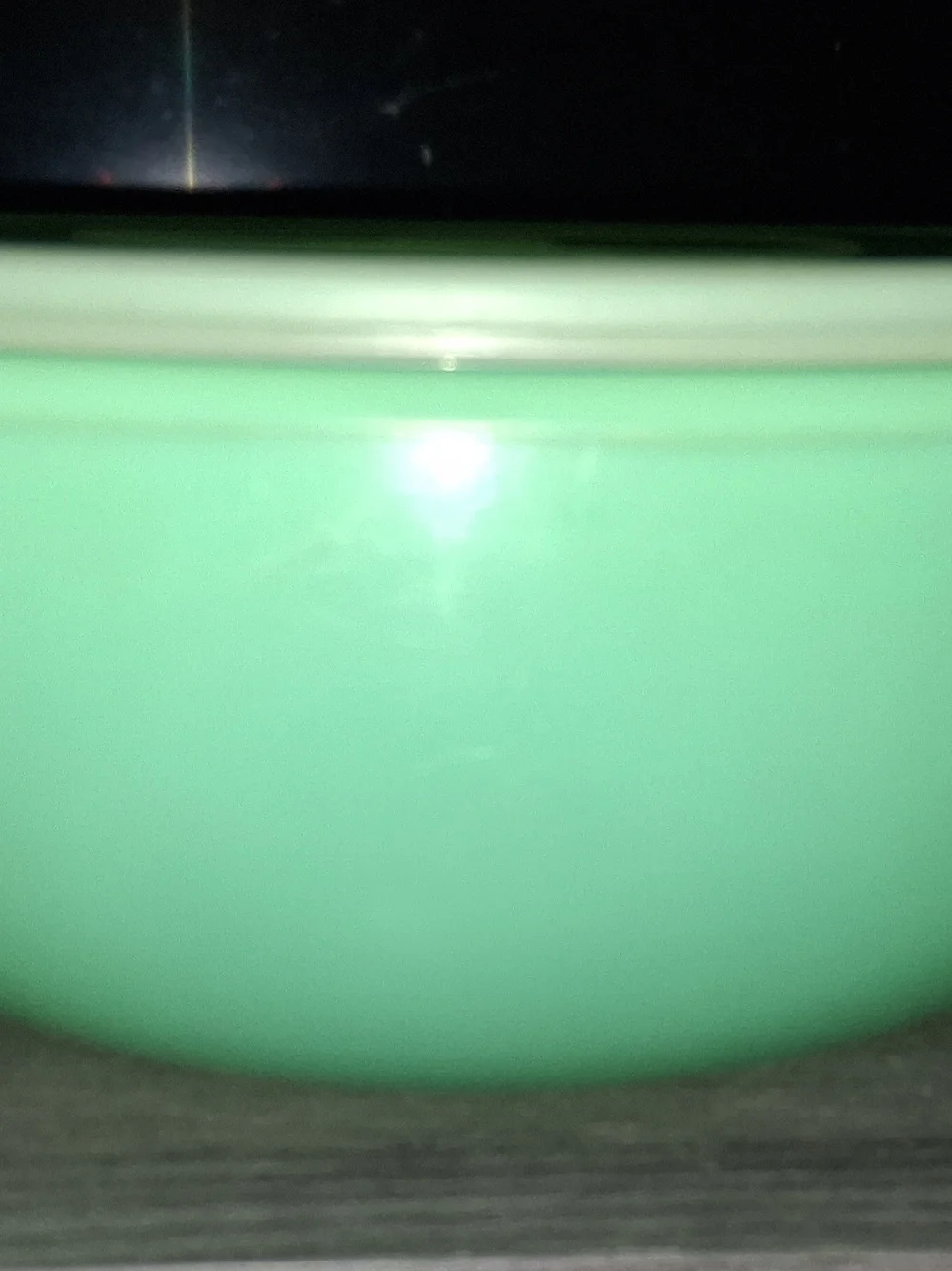 Tupperware Mint Green Fix & Mix Mixing Bowl With Lid